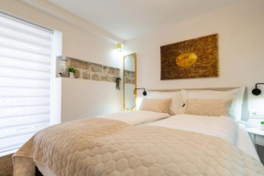 Luxury Lifestyle Rooms